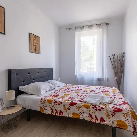 Apartment Rue Bien Assis Avec Jardin Terrasse